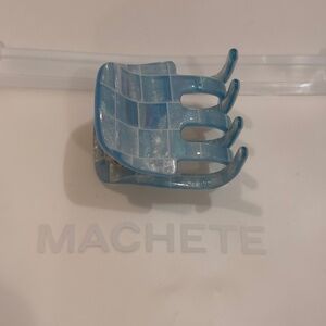Machete Mini Claw in Blue Shell Checker (1 pair)